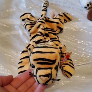 Stripes...ty beanie baby....very rare